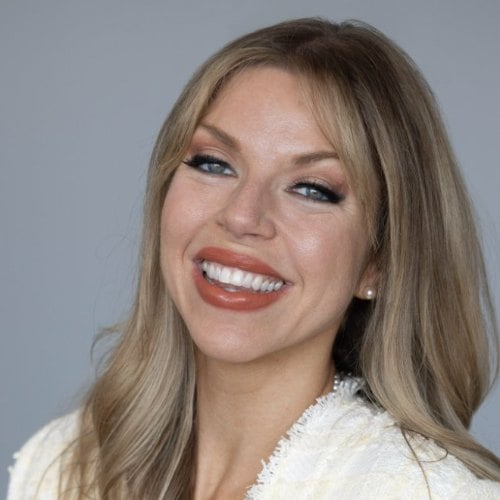 Elyse Archer